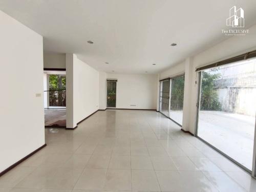 ขายบ้านเดี่ยว 2 ชั้น พร้อมอยู่ ทำเลวัชรพล 7