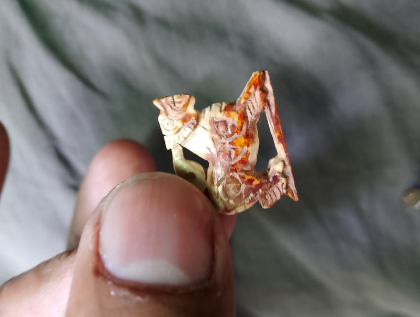 งาแกะหลวงพ่อเดิมสามขวัญ 3