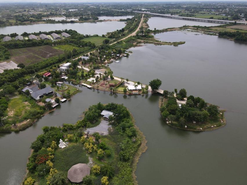 Sale Land in Nakornpratom 2 rai 33 square wars 12.9million baht Tel : 085-1210072​ 3