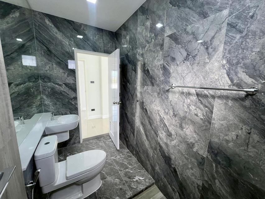 บ้านเดี่ยว เพดานสูง วัสดุพรีเมี่ยม 2.39!! ใกล้ สนามบิน ขอนแก่น 6