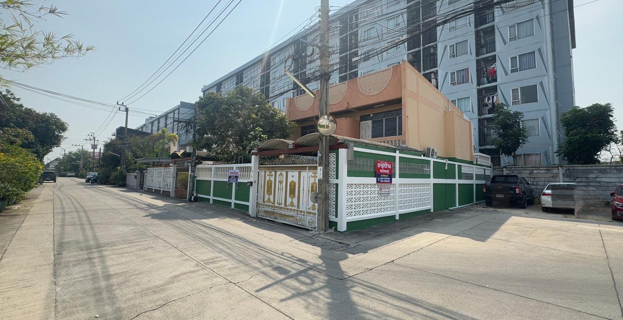 ขายบ้านเดี่ยวพร้อมอยู่ (เจ้าของขายเอง) ห่างจากถนนพระราม2 เพียง 100 เมตร เดินทางสะดวก! ทำเลทอง 1