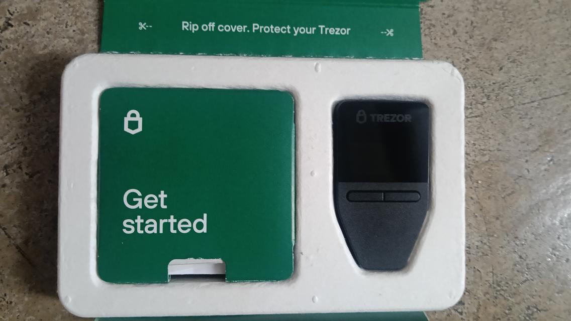 กระเป๋าเก็บเหรียญคลิปโต TREZOR Safe 3 รูปย่อยที่ 3
