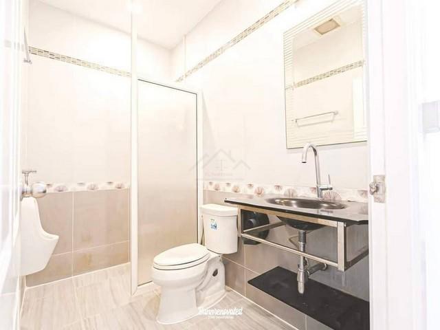 ขายโฮมออฟฟิศ 4 ชั้น 627 ตรม. ย่านลาดพร้าว 110 แยก 4 รีโนเวทใหม่ โปร่งโล่ง ใกล้รถไฟฟ้าสายสีเหลือง ใกล้เลียบด่วน 5