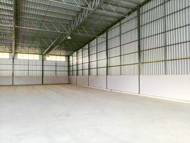 ให้เช่าโกดัง 1,305 ตร.ม. 1ไร่ 250ตร.ว. ศาลาธรรมสพน์ ม.มหิดลศาลายา 1.9 กม. ทวีวัฒนา รพ.ศาลายา 3.8 กม. ติดถนนใหญ่ พร้อมออฟ 4