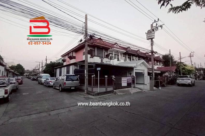 ทาวน์เฮ้าส์ พูนสินธานี 1 (ใกล้สำนักงานที่ดินบึงกุ่ม) เนื้อที่ 25 ตรว. แขวงคลองสองต้นนุ่น 2