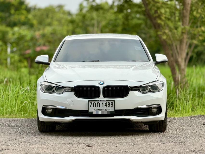 BMW (F30) 320D LCI ปี 2018 เลขไมล์ 93,xxx กม. #Bmw #320d🔥ราคา 679,000 บาท เครดิตดีฟรีดาวน์ ซื้อสด ไม่บวก VAT เพิ่ม รูปเยอะทักแชทมาวีดีโอคอลดูรถไ