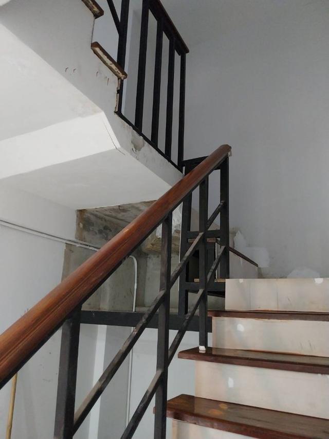 ขายบ้านเดี่ยว 2 ชั้น หมู่บ้านชลลดา บางบัวทอง รีโนเวททั้งหลัง ถ.บางกรวย-ไทรน้อย ใกล้รถไฟฟ้า MRT สายสีม่วง สถานีคลองบางไผ่ 7