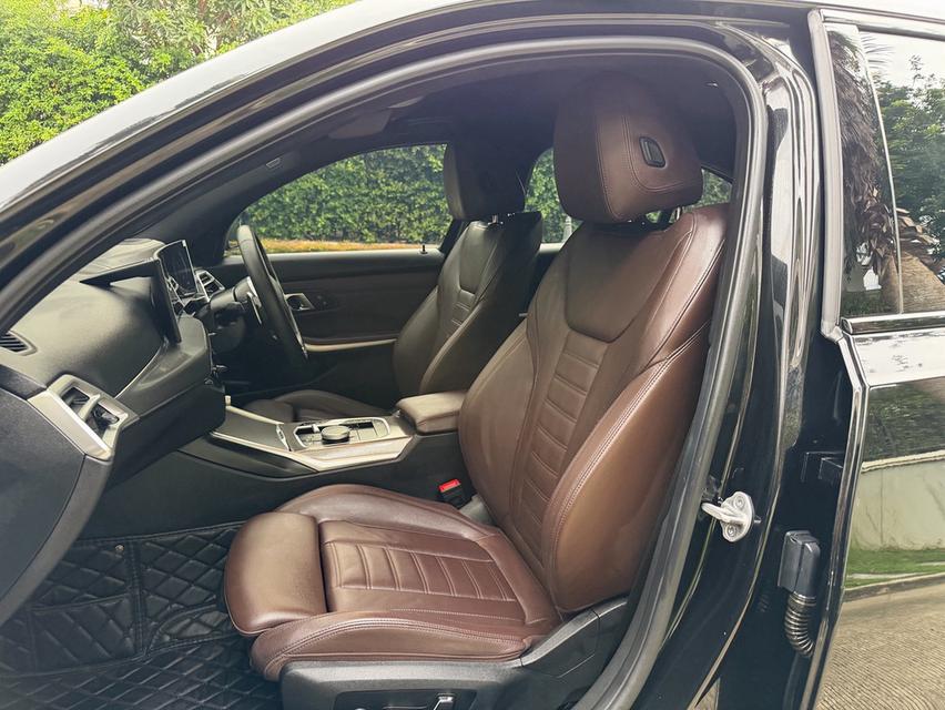 BMW 320d M-sport LCI2 ปี 2025 สีดำ โฉมใหม่ เจ้าของเดียว BSI วารันตี ถึง 2030 รูปที่ 13