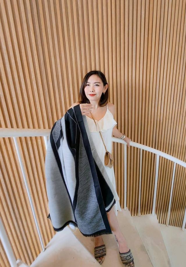 ผ้าคลุมไหล่แฟชั่น