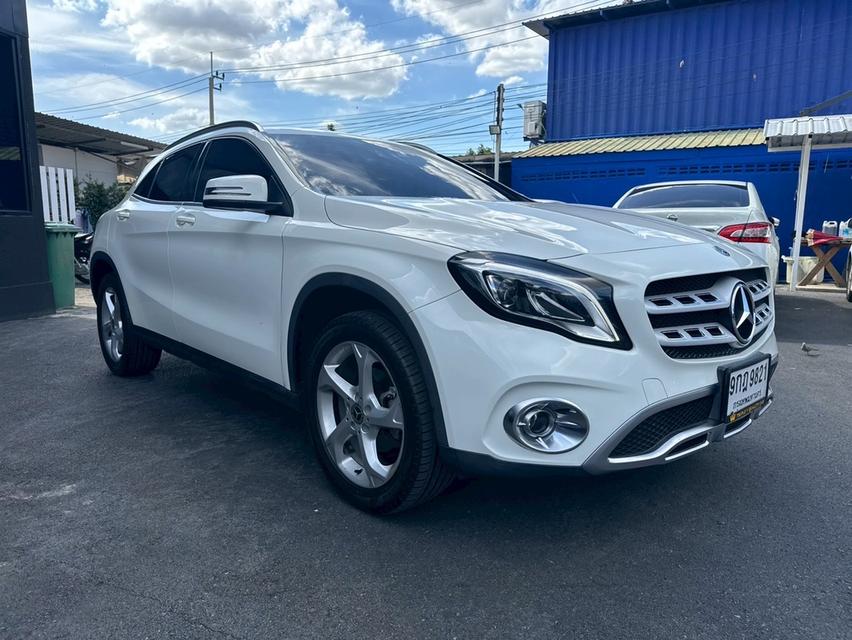 รหัสรถ TPV53 🎊 Mercedes Benz GLA200 🎊 2017