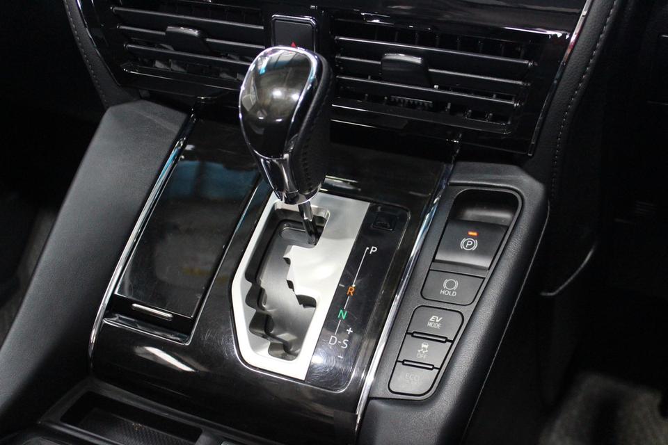 รหัสรถ JRS4901 🚐 Toyota Vellfire 2.5 Hybrid ZR G ปี 2017 18