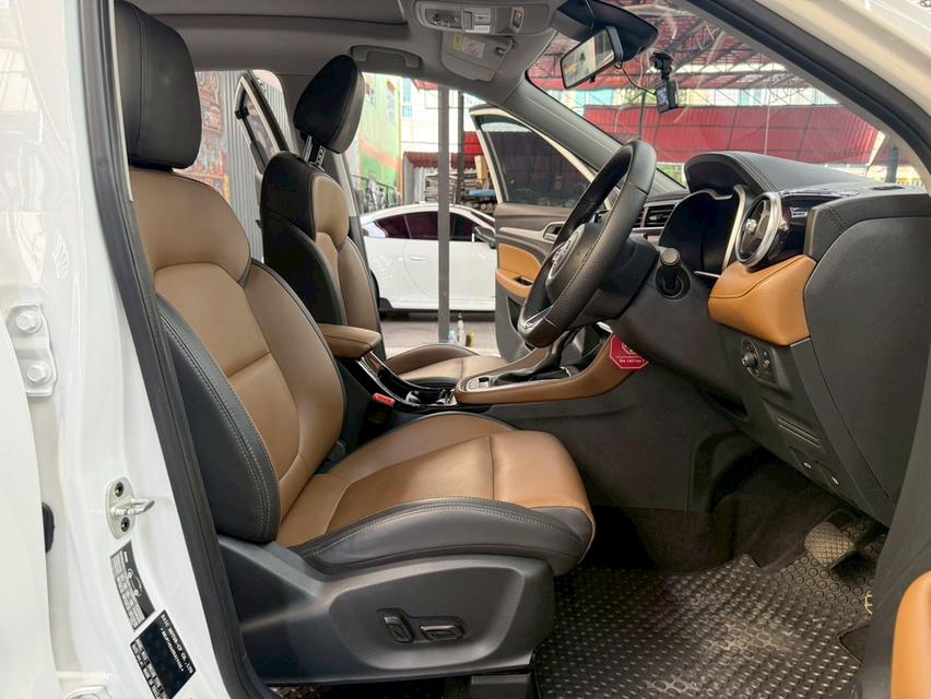 MG ZS 1.5 X+ SUNROOF ปี 2022 12