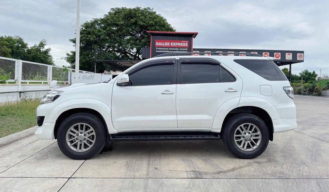 #TOYOTA #FORTUNER 3.0 V 2WD ปี 2012 จดทะเบียน 2013 🔥❤️ รุ่นพิเศษฉลอง 50 ปีโตโยต้า ❤️SUV 7 ที่นั่ง เครื่องดีเซล 3.0 ขับ 2 รุ่น V รูปที่ 3