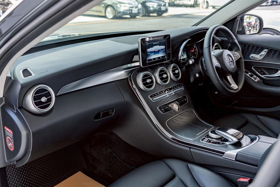 รหัสรถ NP129 รุ่นรถ : BENZ C350e AVANTGARDEปีรถ : 2018 รูปที่ 10