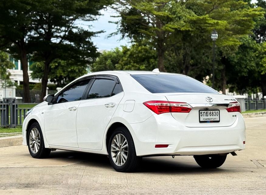 (แจ้งรหัสรถ :AVA6830) 🍊 Toyota Corolla Altis 1.8 E 2016 ใช้งานน้อย ไม่เคยติดแก๊ส รูปที่ 6