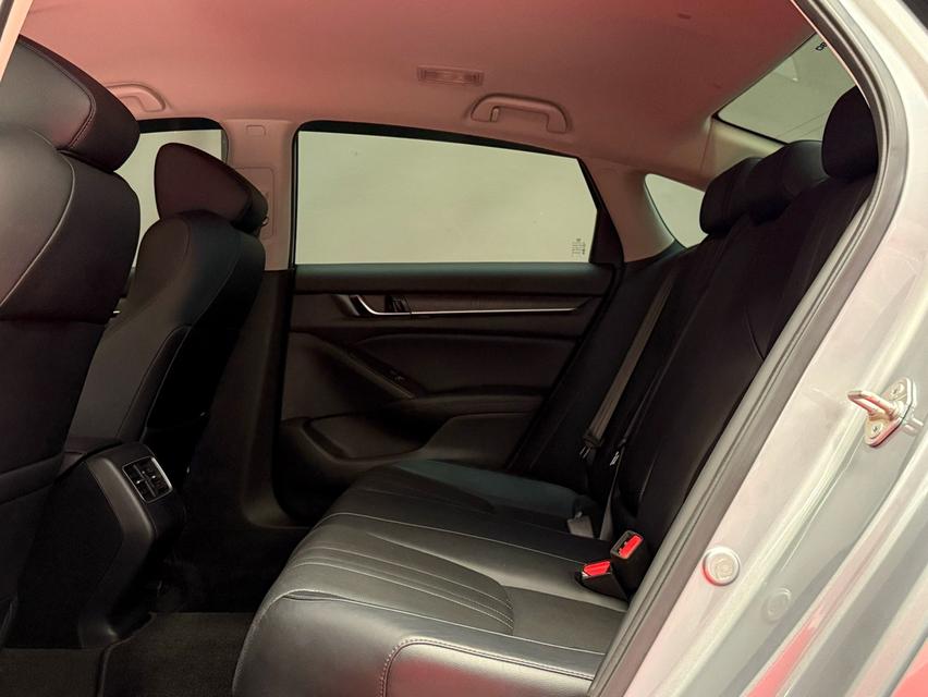 2021 HONDA ACCORD G10 1.5 EL รถมือเดียว 31,000 กม สภาพป้ายแดง ไม่เคยมีอุบัติเหตุครับ 14