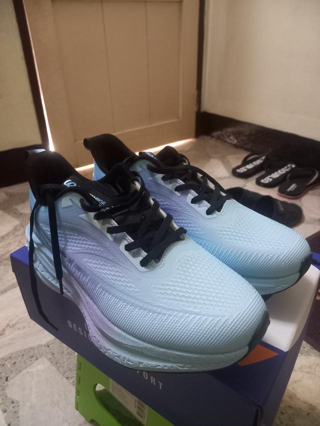 ร้องเท้าวิ่ง IQ SPORT ไม่เคยผ่านการใข้งาน ไม่เคยใส่