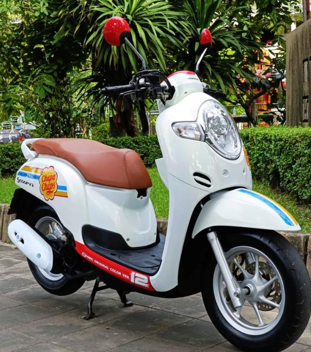  2020 Honda Scoopy i 3