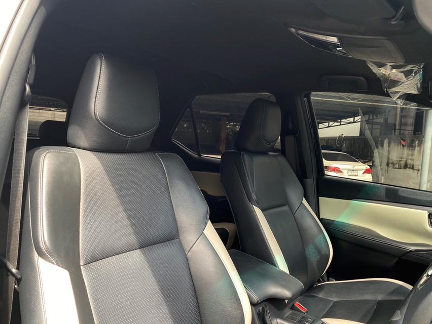 Toyota Fortuner 2.8 LEGENDER 4WD AT ปี 2021 เลขไมล์ 81,xxx km 11