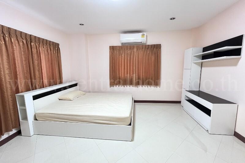 บ้านเดี่ยว ปทุมวดี บางหลวง - ปทุมธานี บ้านสวย หลังริม 13