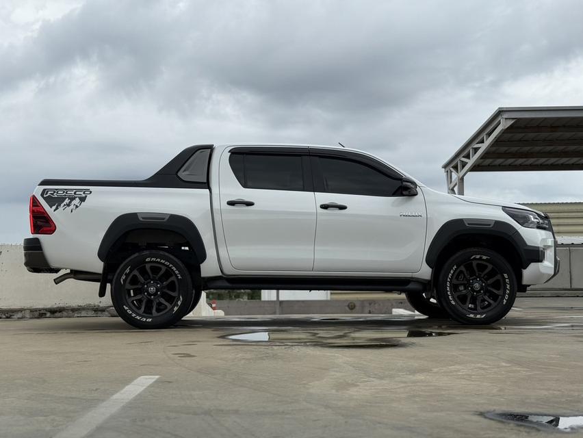 TOYOTA Hilux Revo Rocco 2.4 Prerunner Double Cab 2WD ปี 2023 20