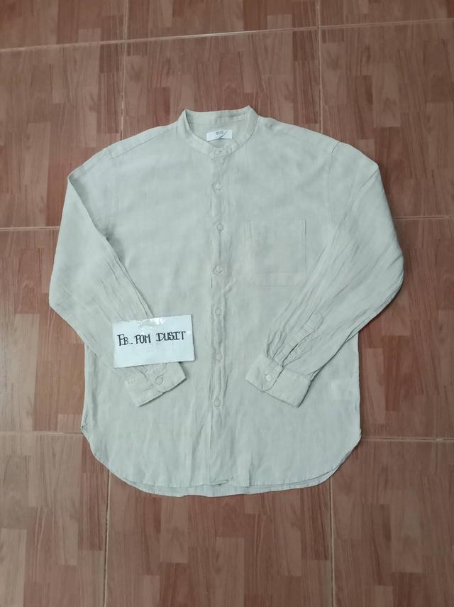 🟢🟡UNIQLO เสื้อเชิ๊ตคอจีนสีเบจ ผ้าลินิน 100% สภาพดี ไม่มีตำหนิเปื้อนขาด