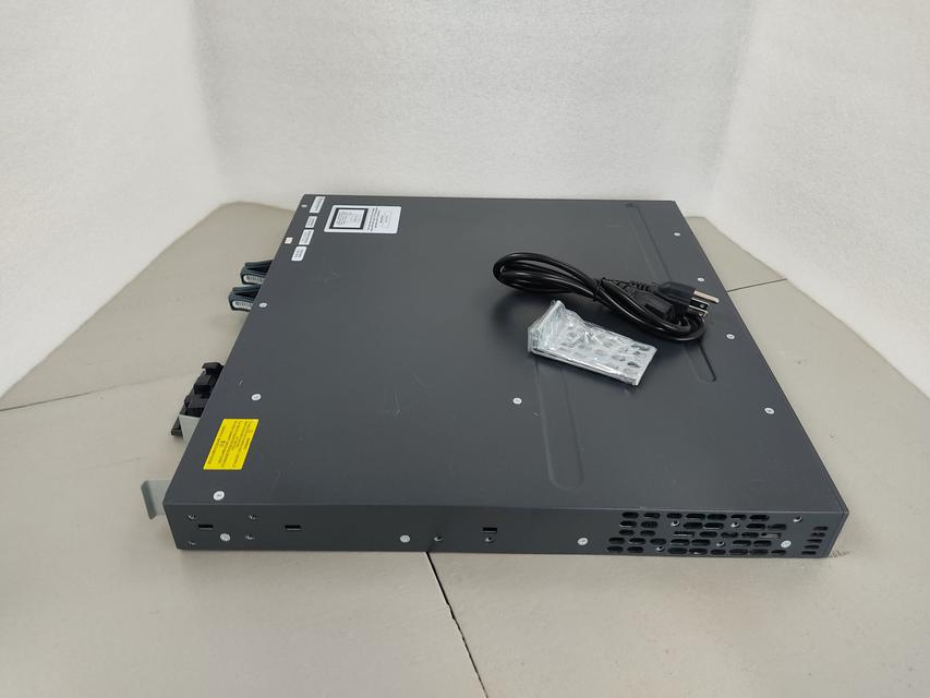 Cisco WS-C3750X-48T-S สินค้ามือสอง ทดสอบแล้ว ประกัน 1 ปี จากผู้ขาย 3