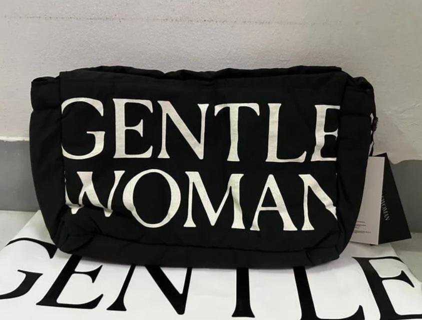 Gentlewoman Bag ทรงเกี๊ยว 1