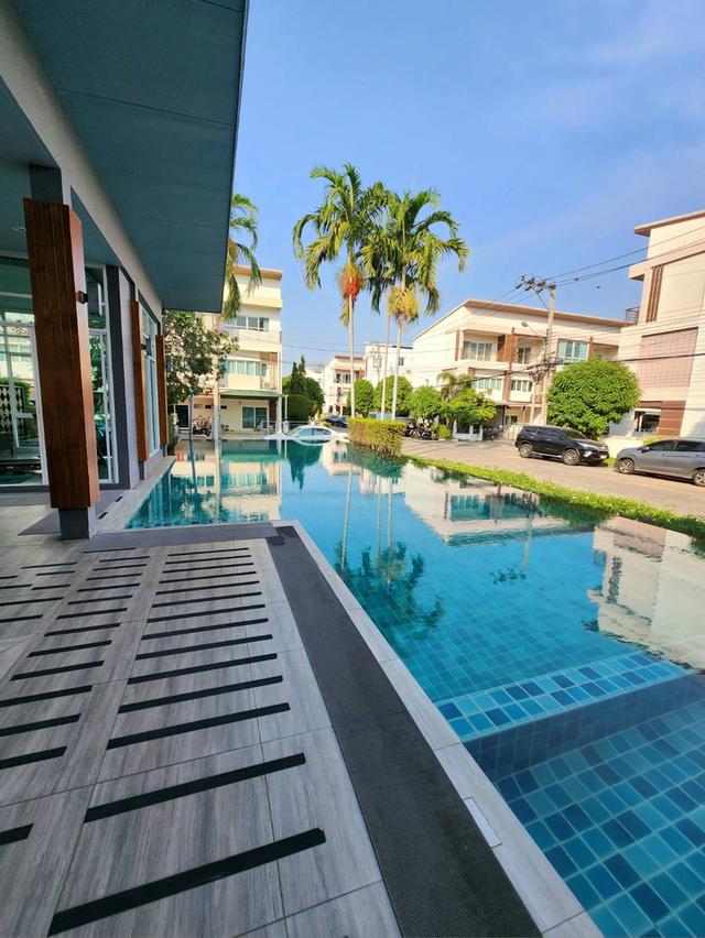 ทาวน์โฮม หมู่บ้าน The Ricco Town วัชรพล 14