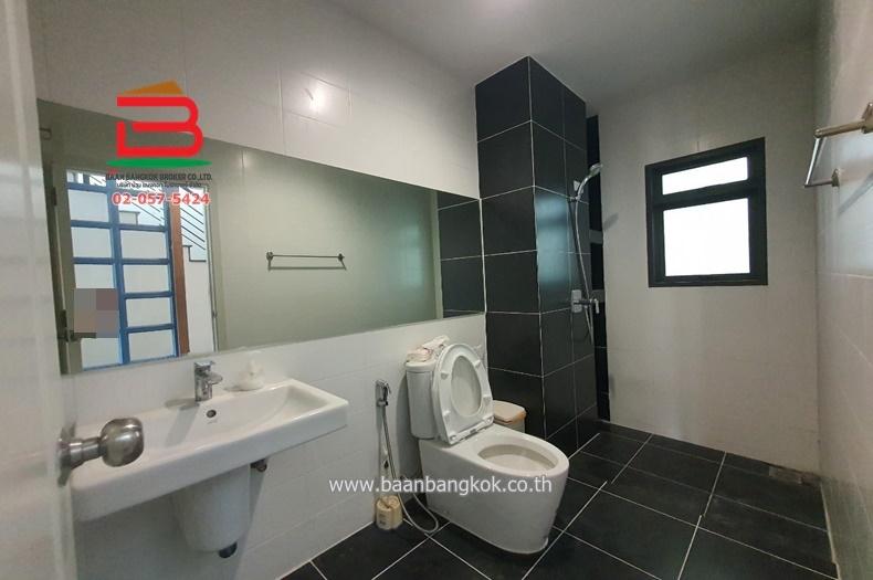 ขาย/เช่า ทาวน์โฮม หมู่บ้าน เวิร์ฟ เพชรเกษม 81 (ซอยเพชรเกษม 81) เนื้อที่ 45.6 ตรว. ถนนเพชรเกษม แขวงหนองค้างพลู เขตหนองแขม กรุงเทพฯ 7