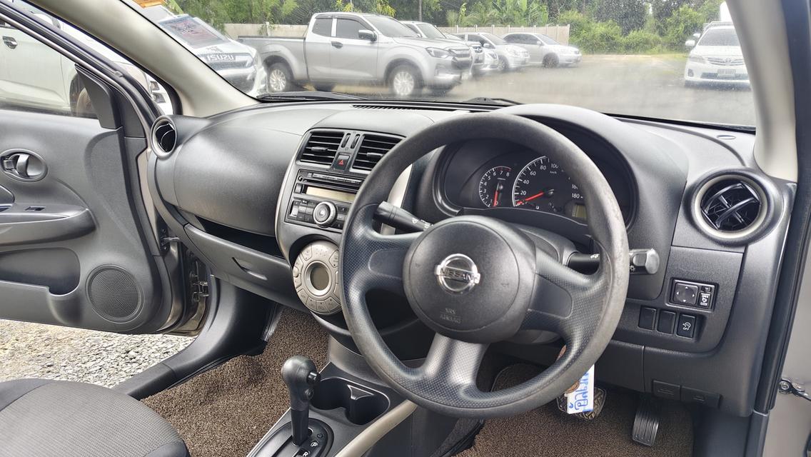 Nissan Almera 1.2E A/T 2011 รูปที่ 9