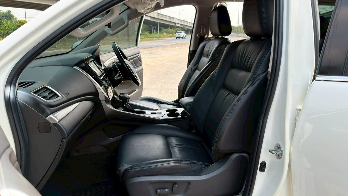 Pajero 2.4 GT Premium 2WD ปี2017 รูปที่ 8