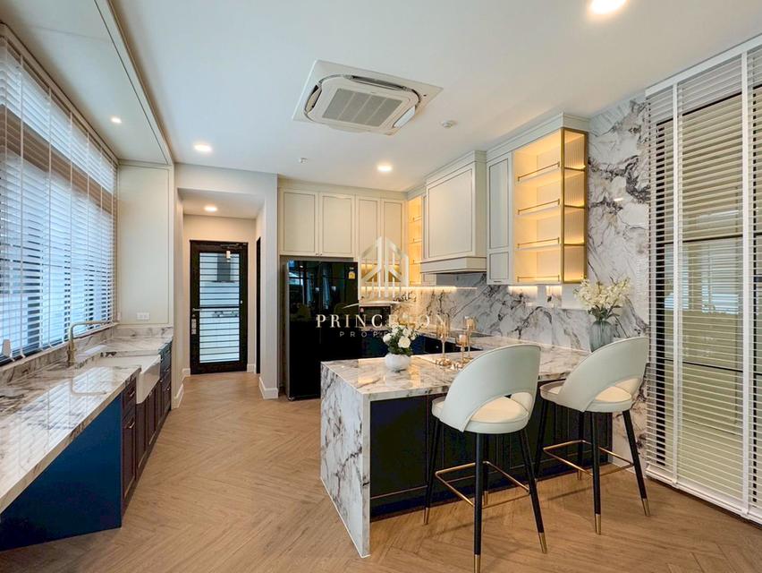 Luxury House for rent Nantawan Rama 9 New Krungthep Kreetha 5 bedrooms  ให้เช่าบ้านเดี่ยว สุดหรู นันทวัน พระราม 9 กรุงเทพกรีฑาตัดใหม่ 5