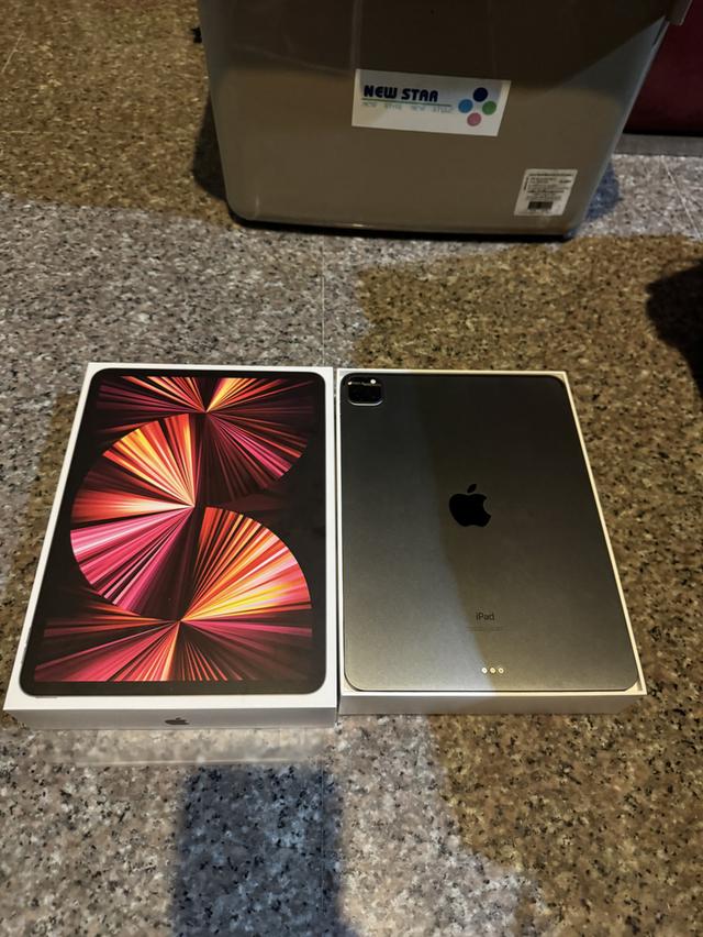 ขายiPadPro11นิ้วM1สีดำ256กิ๊กมีกล่องใช้งานดีปากกาเขียนเส้นไม่ขาด รูปที่ 2