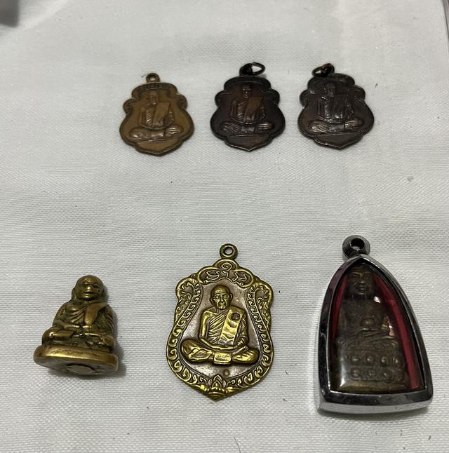 หลวงพ่อเงิน วัดบางคลาน ทรงa หลวงปู่ทิมเสมา8 รอบเนื้อทองคำ