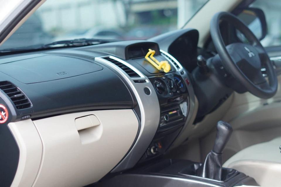 2015 Mitsubishi Pajero 2.4 GLS