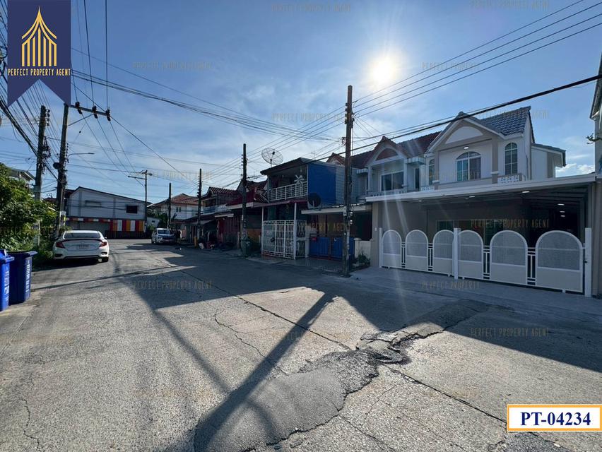 ขาย บ้านร่มทิพย์ หทัยราษฎร์ 33 มีเนื้อที่ข้างบ้าน แถมแอร์ เฟอร์นิเจอร์ บ้านอยู่ถนนเมน คลองสามวา บางชัน 2