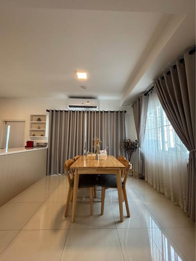 บ้านว่างให้เช่า เฟอร์นิเจอร์ครบ พร้อมเข้าอยู่ ตรงข้าม Mega บางนา  8