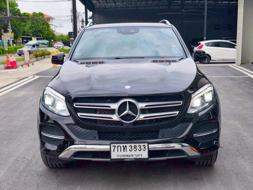 รหัสรถ KPV3833 2018 BENZ GLE-500e  สีดำ 2