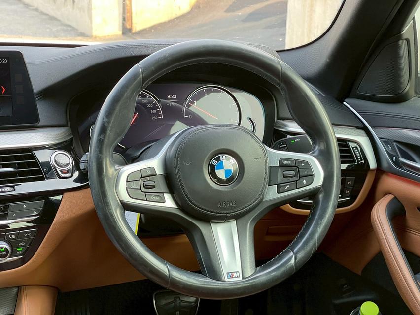 รหัสรถ PJP6667 2019 BMW 520d M Sport รูปที่ 10