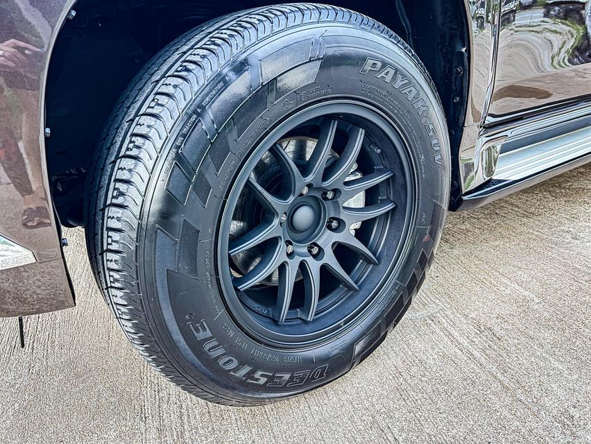 ขาย Mitsubishi Pajero 2.4GT ปี16 16