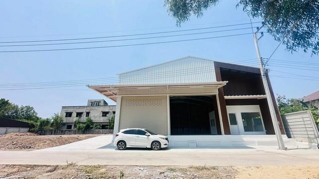 ขายโกดัง พร้อมที่ดิน 196 ตรว. ถ.ไสวประชาราษฎร์ 13 ลำลูกกาคลอง 4 ใกล้ตลาด AC คลองสี่ 3