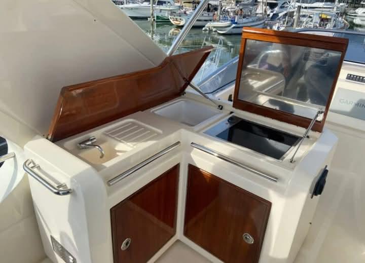 FOR SALE | 2011 | YACHT AZIMUT 58 FLYBRIDGE 4