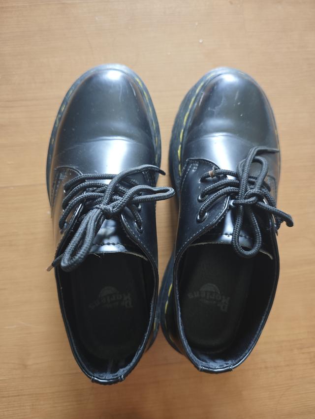 รองเท้า Dr.Martens มือสอง made in england