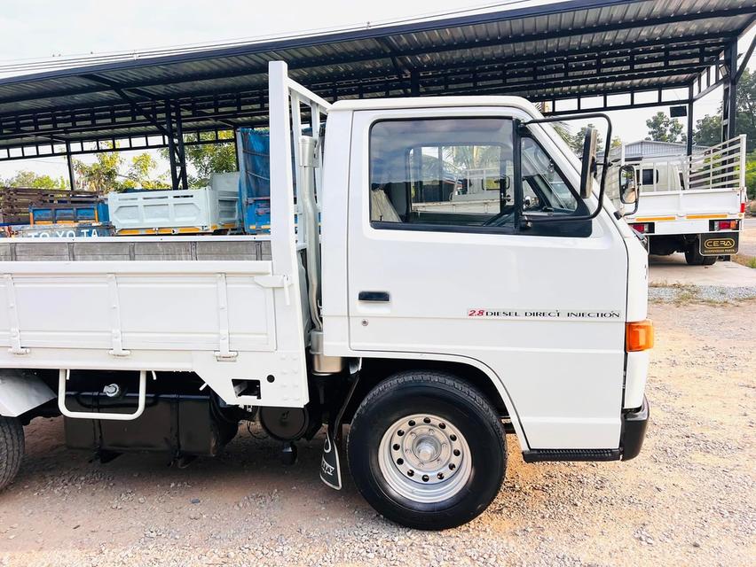 รถบรรทุก 4 ล้อมือสอง ISUZU NKR 88HP 2