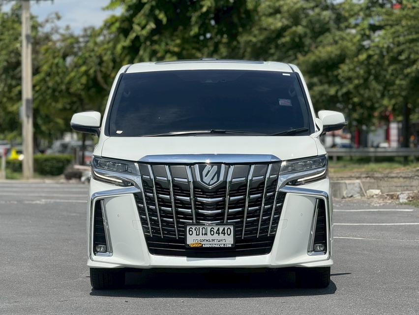 TOYOTA ALPHARD 2.5 SC PACKAGE ปี 2022สีขาว  