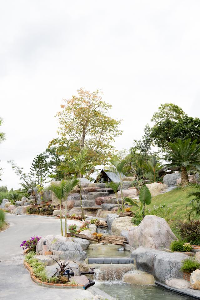 ขายรีสอร์ท ที่ วังน้ำเขียว  14ไร่  บนถนน 3060 เส้นไปปากช่อง ระเริง 27 ล้าน บาท 11