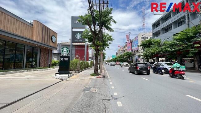 ขายที่ดิน ริมถนนประชาอุทิศ พร้อมตึก 2 ชั้น 125 ตร.ว. พร้อมที่จอดรถ สำนักงานครบ 5