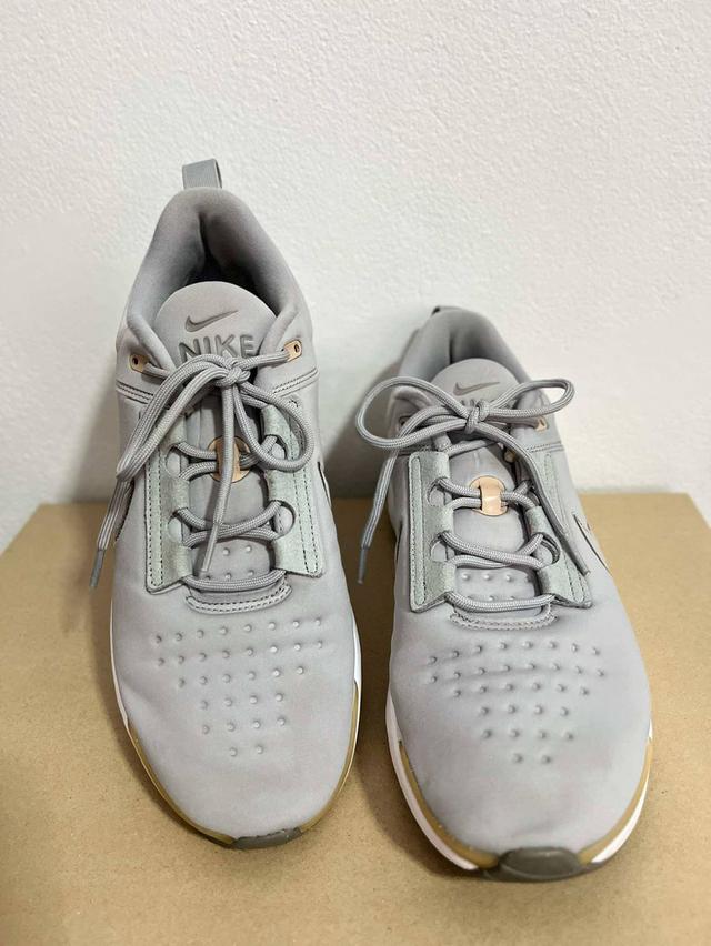 รองเท้า NIKE 5