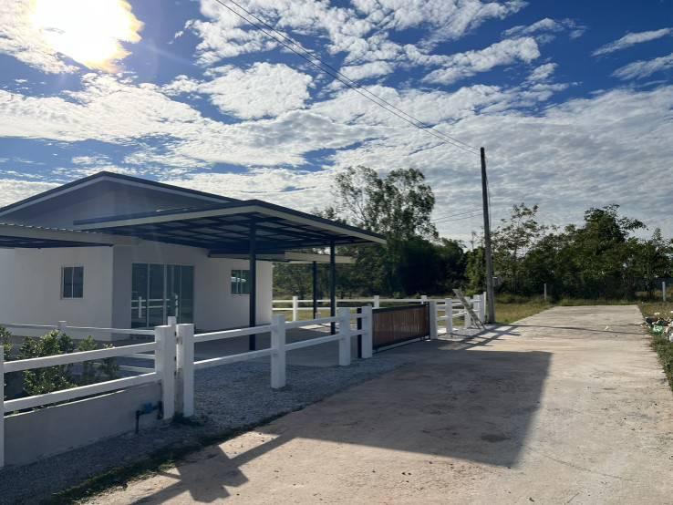 ขายบ้านเดี่ยว ชุมชนมะขามป้อม ใกล้ราชภัฎสกลนคร 1